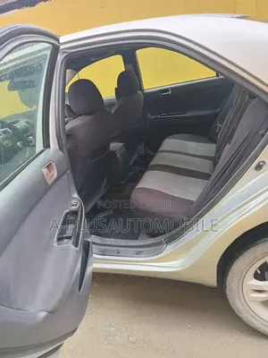 Toyota Camry 2004 Silver