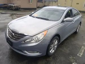 Hyundai Sonata 2011 Gray