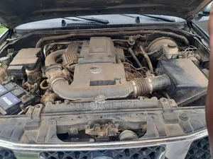 Nissan Pathfinder 2006 Gray