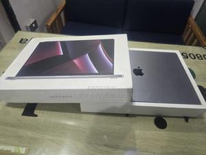 Laptop Apple MacBook Pro 2023 M2 Max 32GB Nvidia SSD 1T