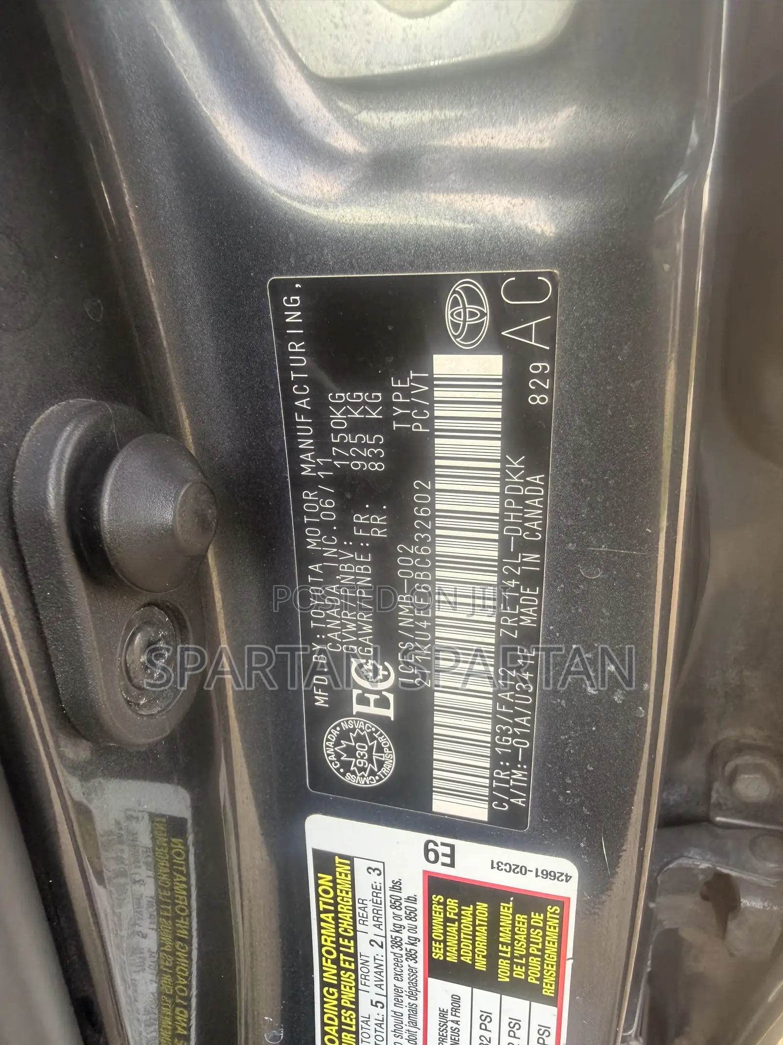 Toyota Matrix 2011 Gray