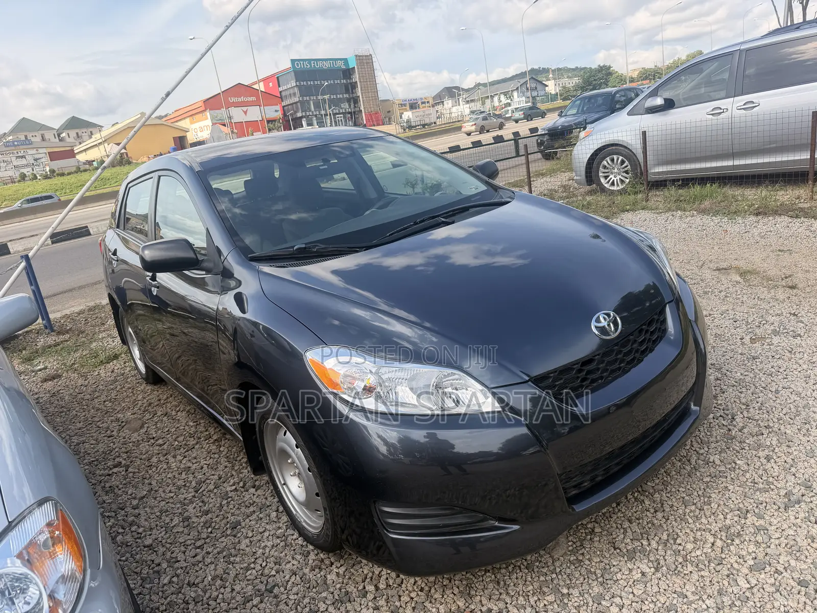 Toyota Matrix 2011 Gray