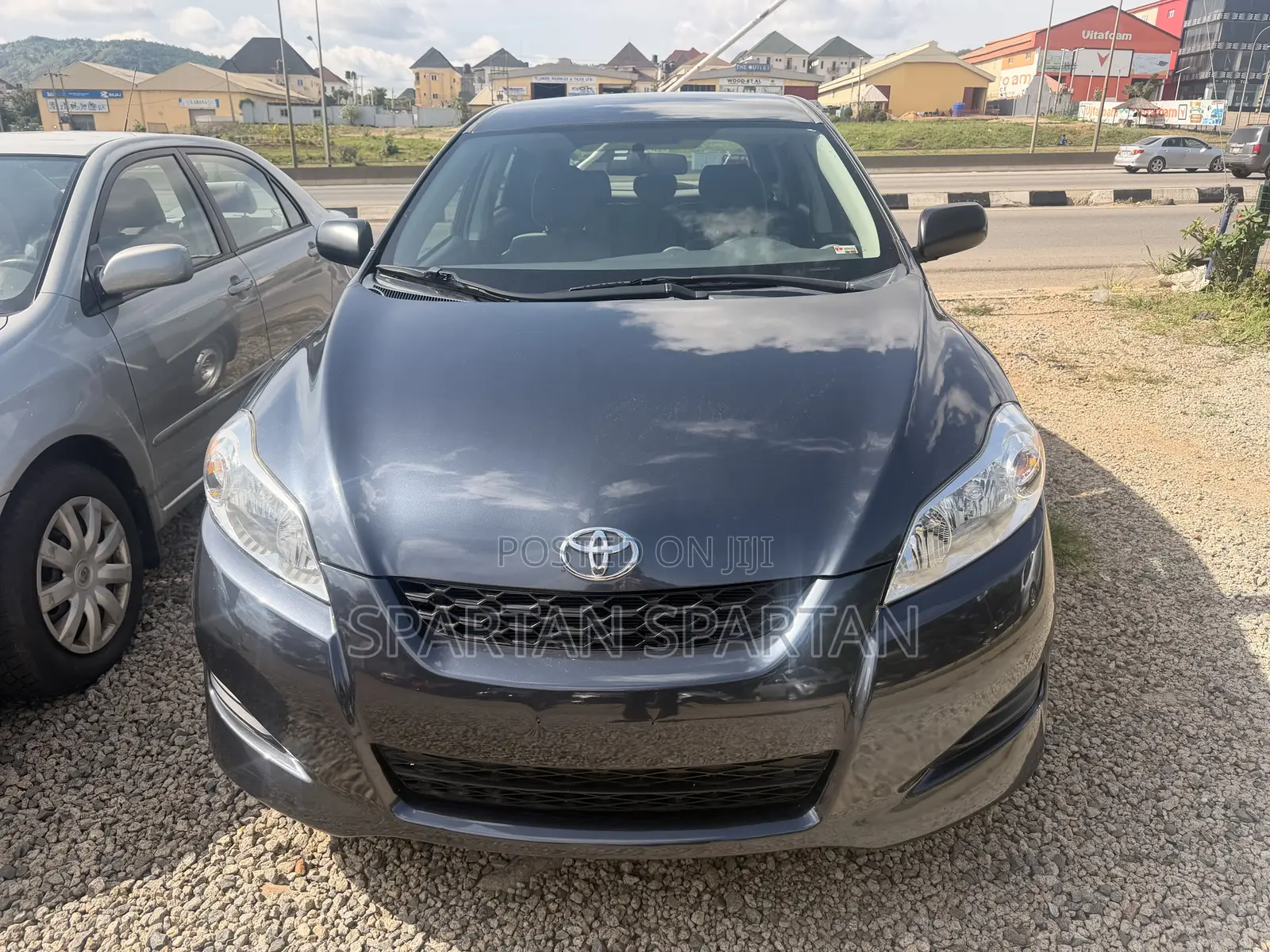 Toyota Matrix 2011 Gray