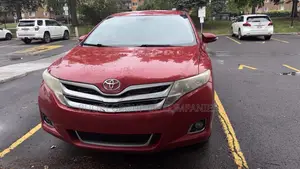 Toyota Venza LE AWD V6 2013 Red