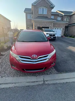 Toyota Venza LE AWD V6 2013 Red