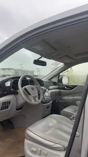 Nissan Quest 2013 Gray