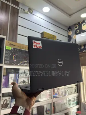 Laptop Dell Latitude 5300 2-in-1 8GB Intel Core i7 SSD 256GB