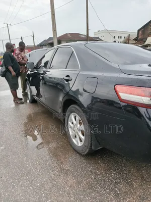 Toyota Camry 2010 Black