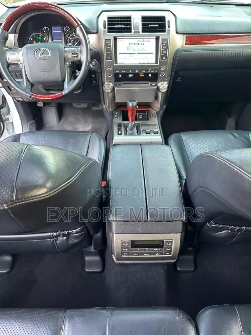 Lexus GX 2013 White