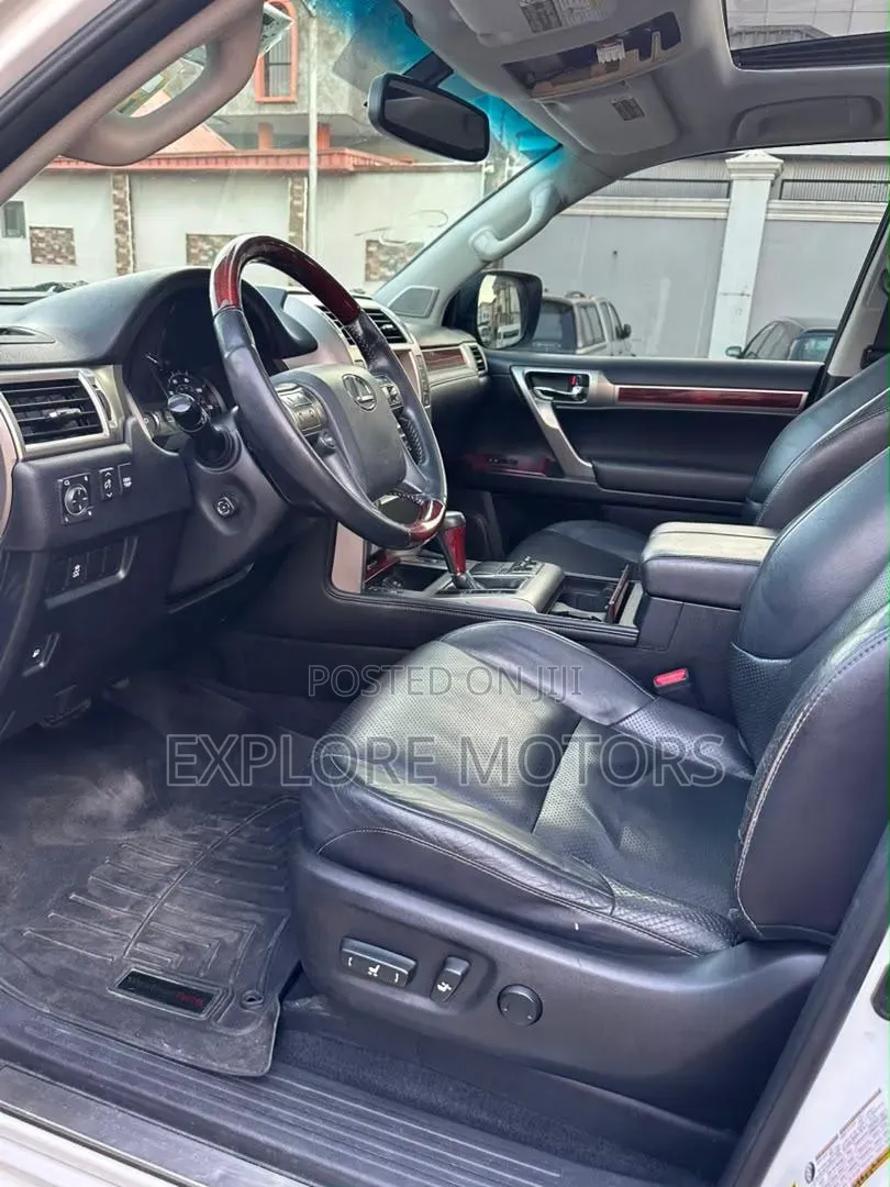 Lexus GX 2013 White