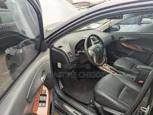 Toyota Corolla 2010 Black