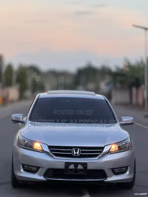 Honda Accord EX-L 4dr Sedan (2.4L 4cyl CVT) 2014 Silver