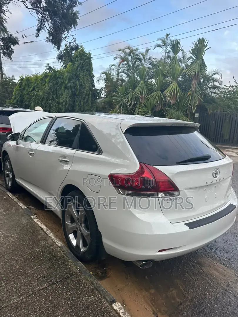Toyota Venza 2013 White