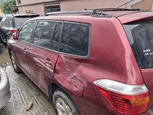 Toyota Highlander 2008 Red