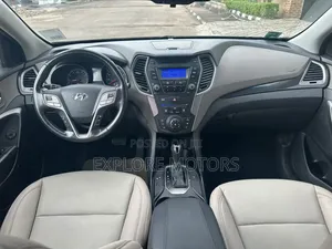 Hyundai Santa Fe 2013 Black