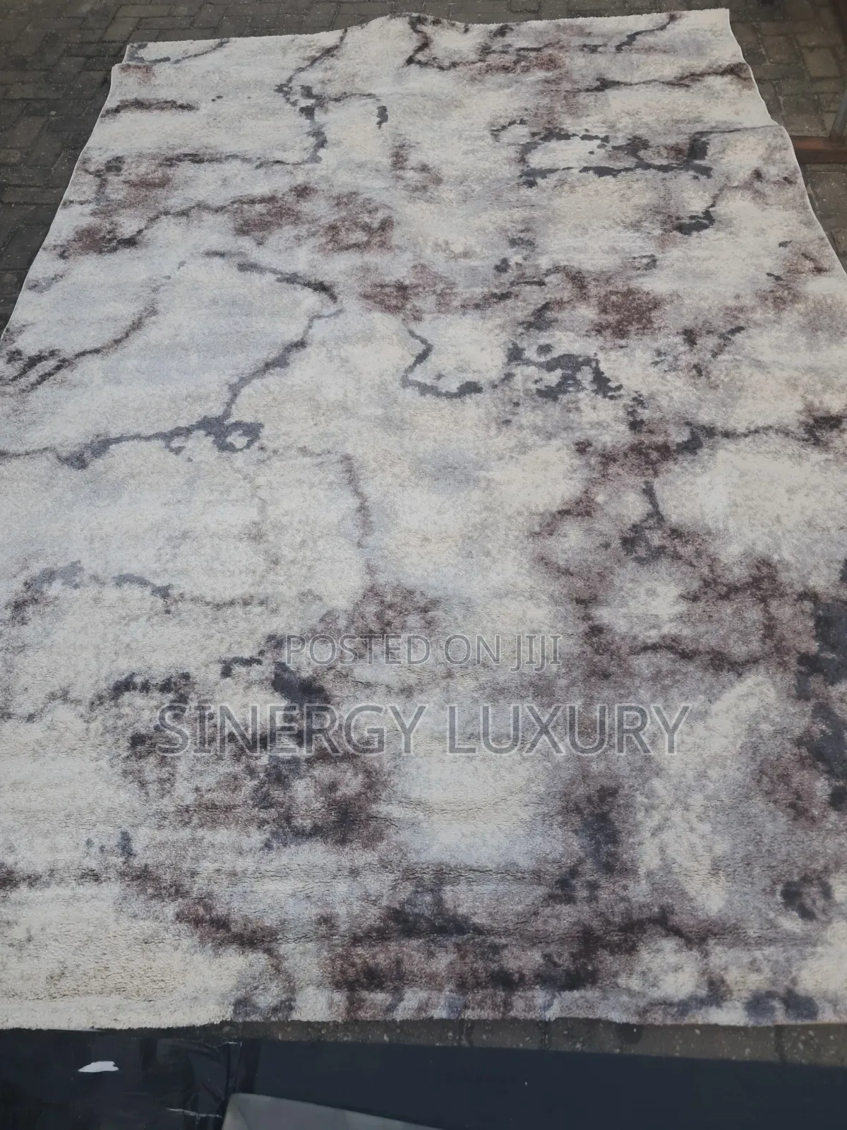 7x10fts Beige ,Gray and Cream Turkish Center Rug