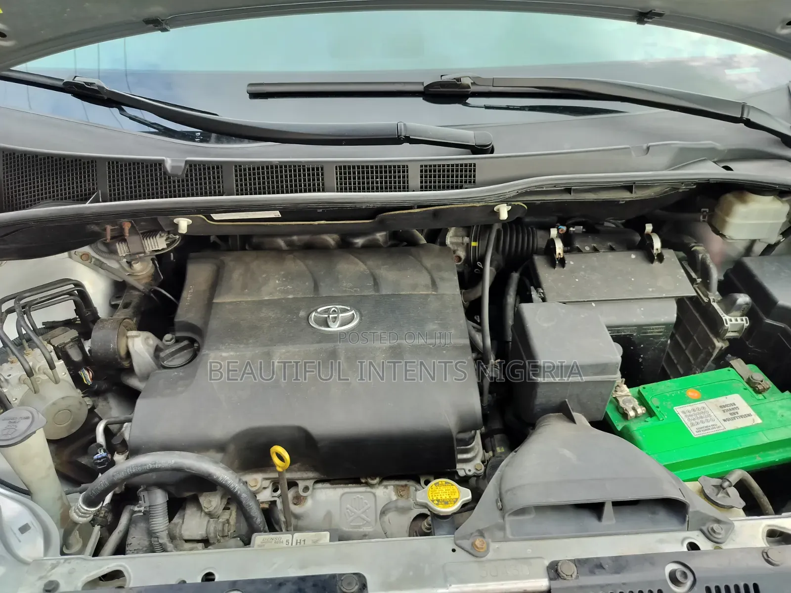 Toyota Sienna 2012 Silver