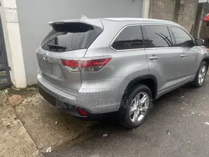 Toyota Highlander 2014 Silver