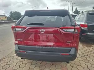 Toyota RAV4 2020 Red