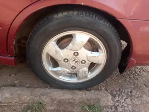 Honda Accord 1999 Red