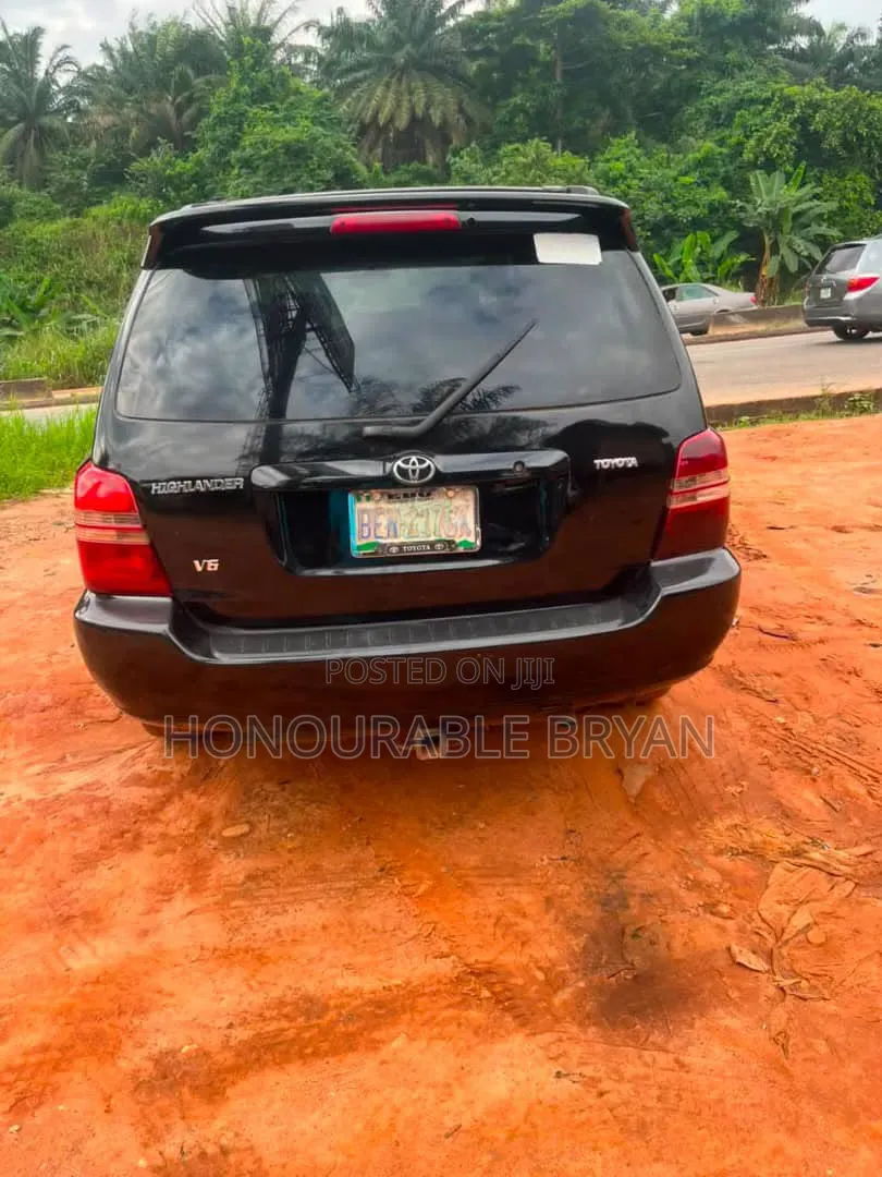 Toyota Highlander 2004 Black