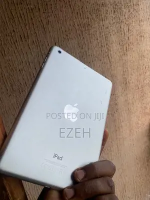 Apple iPad mini 2 32 GB Silver