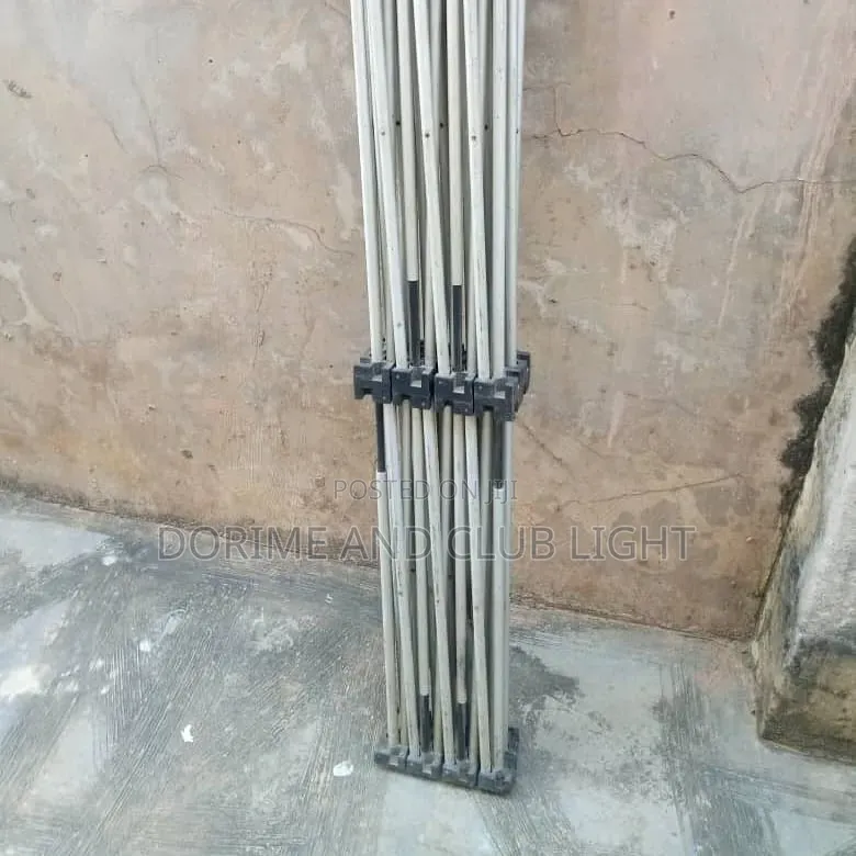 4 Legs DJ Stand