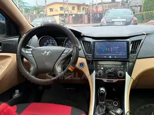 Hyundai Sonata 2013 Brown