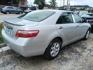 Toyota Camry 2009 Silver