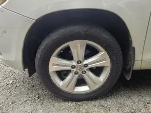 Toyota Highlander 2010 White