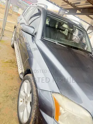 Mercedes-Benz GLK-Class 2010 Gray