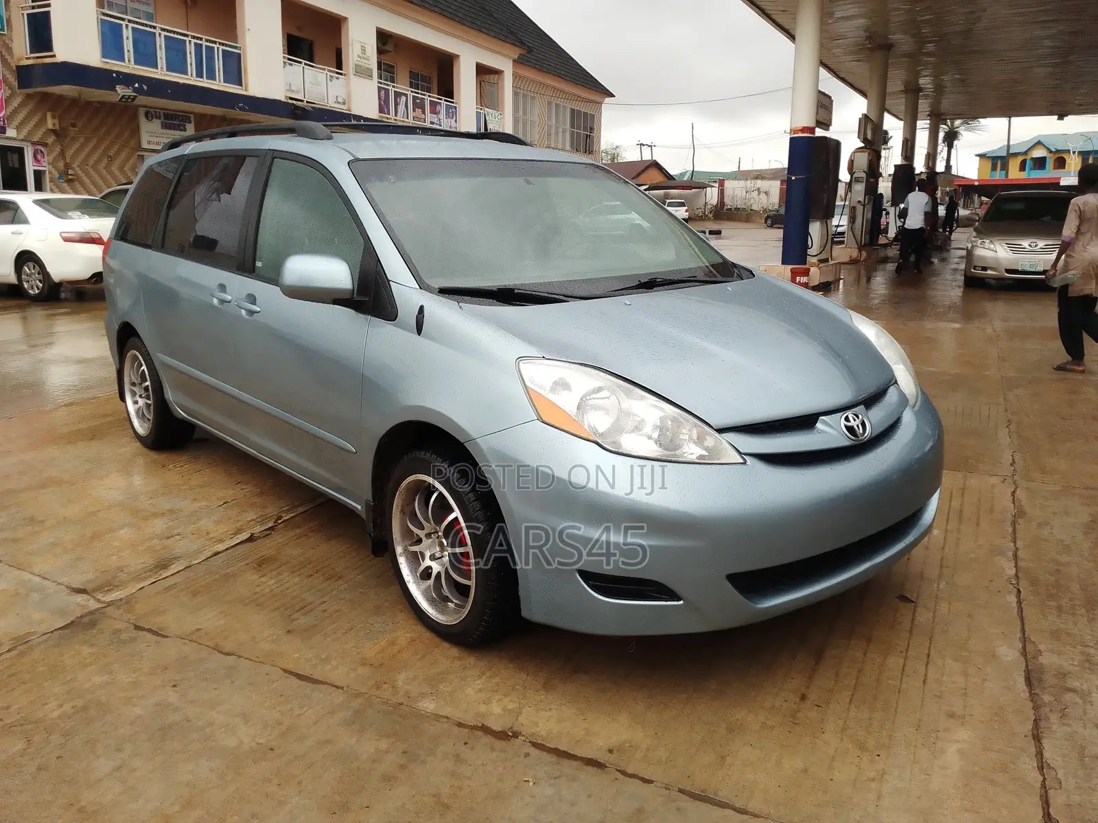 Toyota Sienna 2006 Blue