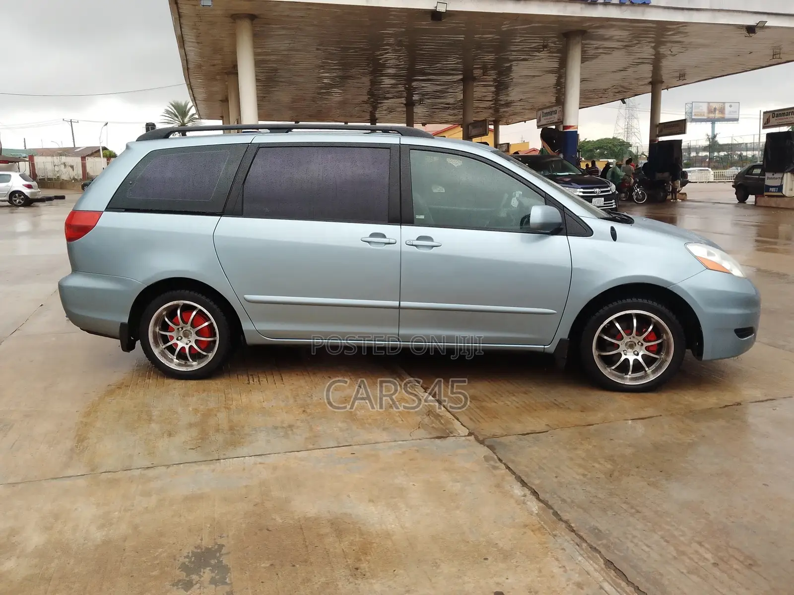 Toyota Sienna 2006 Blue