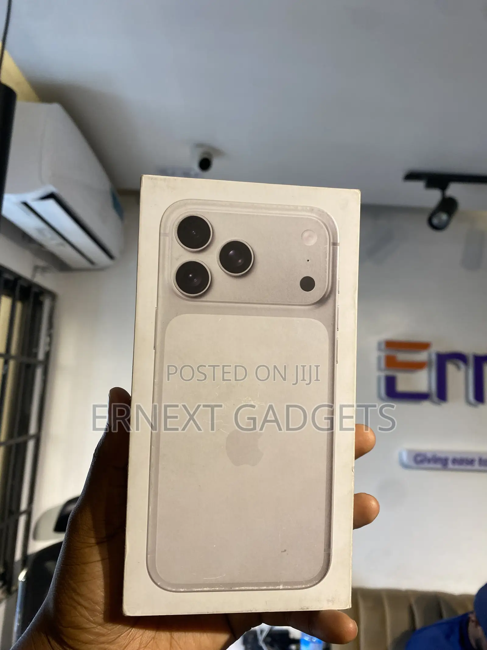 New Apple iPhone 17 Pro Max 512 GB Silver