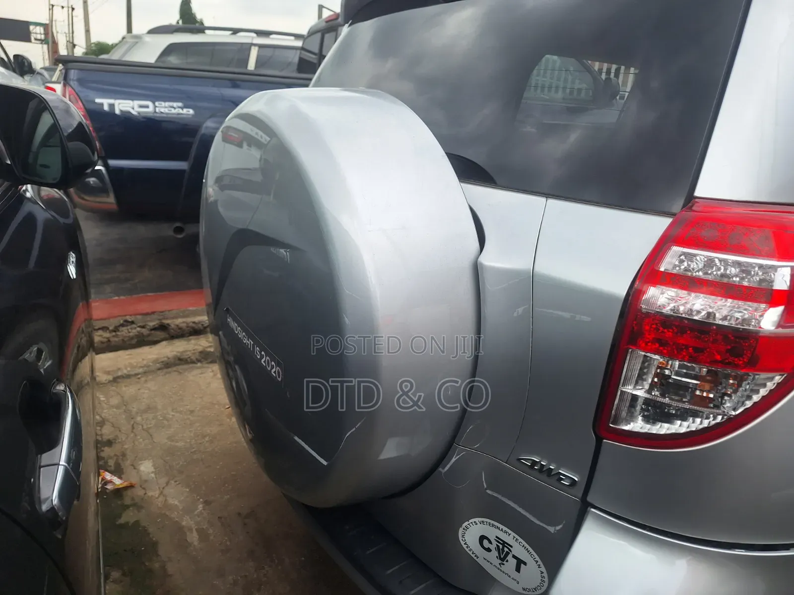 Toyota RAV4 2011 Silver
