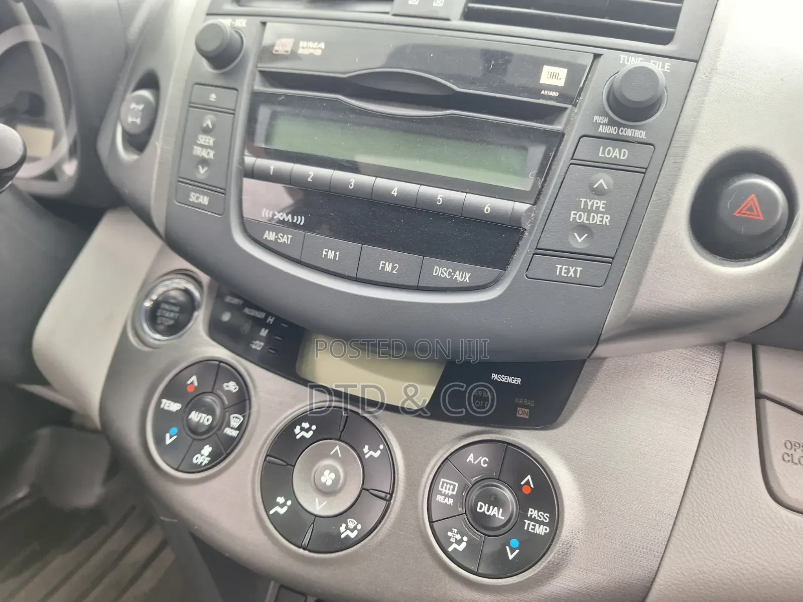 Toyota RAV4 2011 Silver