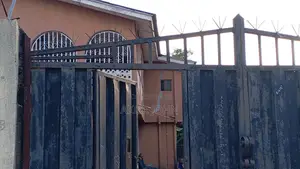 12bdrm Duplex in Carwash Junction, Benin City for sale