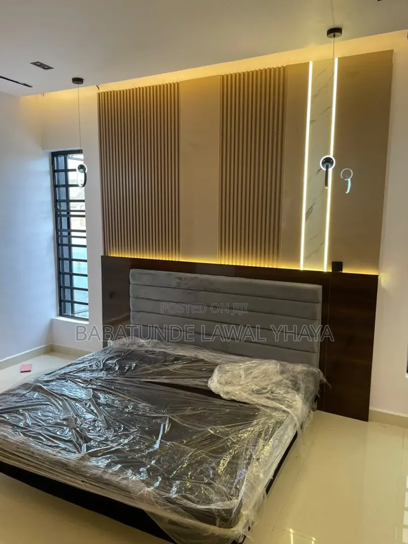 6by6 and 7by6 Bedroom With Backpanel