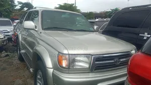 Toyota 4-Runner 2000 Gray
