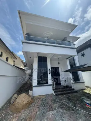 5bdrm Duplex in Chevron for rent