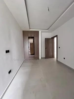 2bdrm Apartment in Lekki Phase 1 for rent