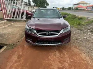 Honda Accord Sport 4dr Sedan FWD (2.4L 4cyl 2A) 2013 Red