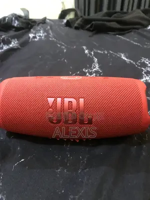 JBL Charge 5