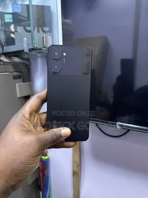Realme V30 128 GB Black