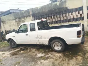 Ford Ranger 1994 White