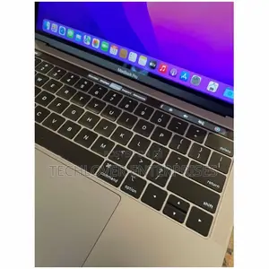 Laptop Apple MacBook Pro 2019 16GB Intel Core i7 SSD 512GB