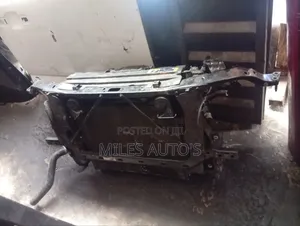 Jeep Wrangler Complete Front Cut With Radiator and Fan