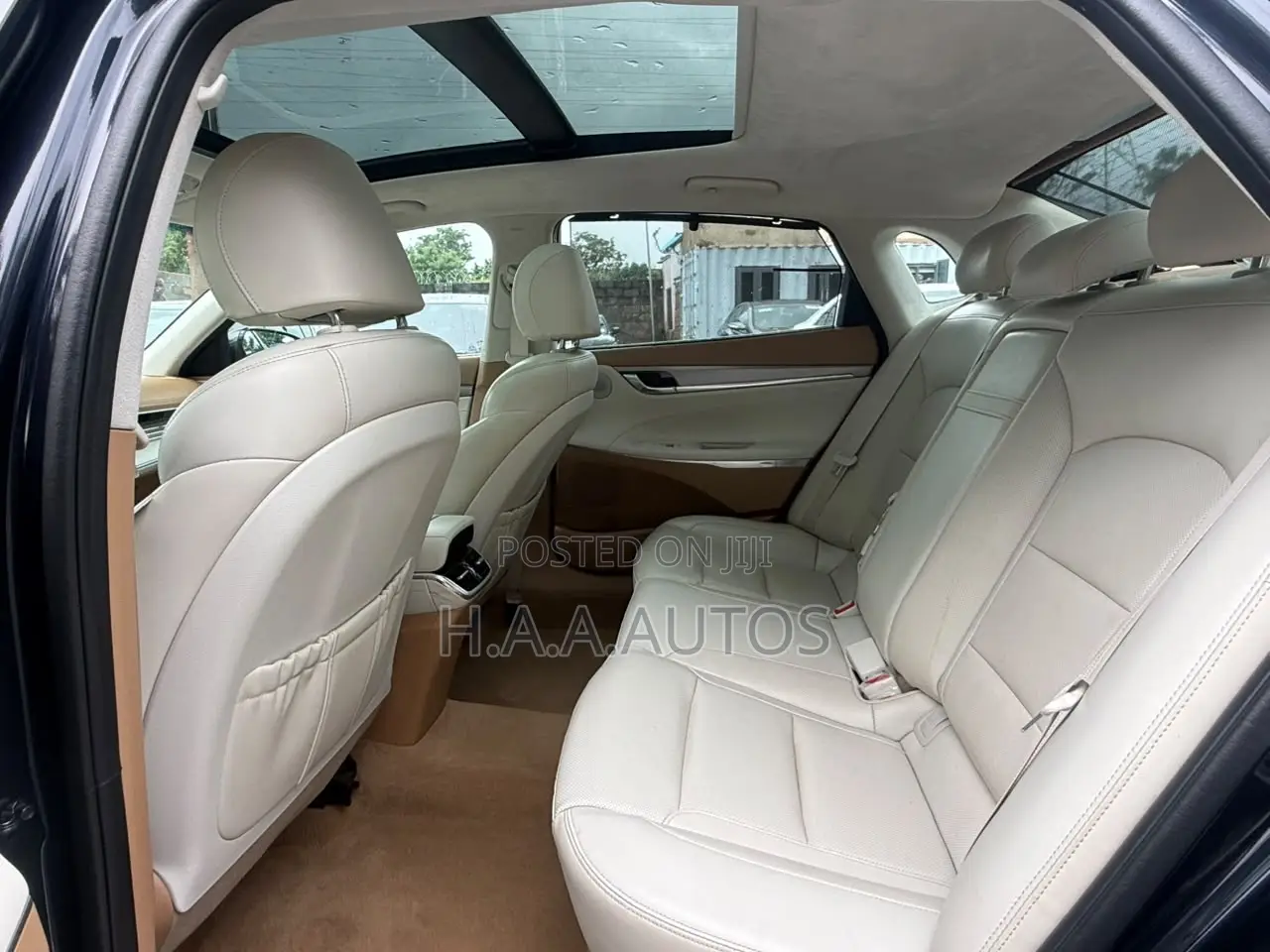 Hyundai Azera 2017 Black