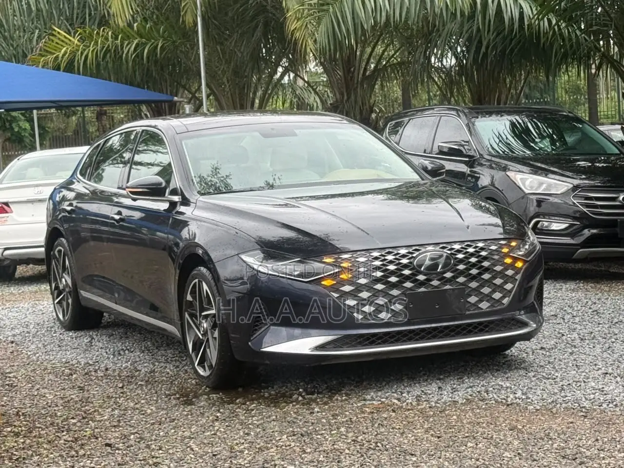 Hyundai Azera 2017 Black
