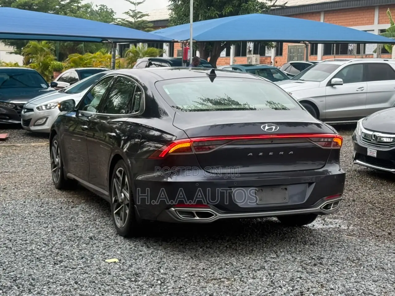 Hyundai Azera 2017 Black